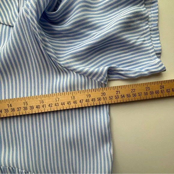 A Loves A Pinstripe Print B Tiered Waistless Midi Shirt Dress Size Medium - Picture 11 of 11